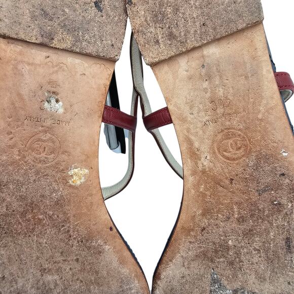 Chanel CC Star T Strap Thong Flat Sandal Navy Red Quilt Leather 40 C US 9 9.5 - Picture 9 of 12